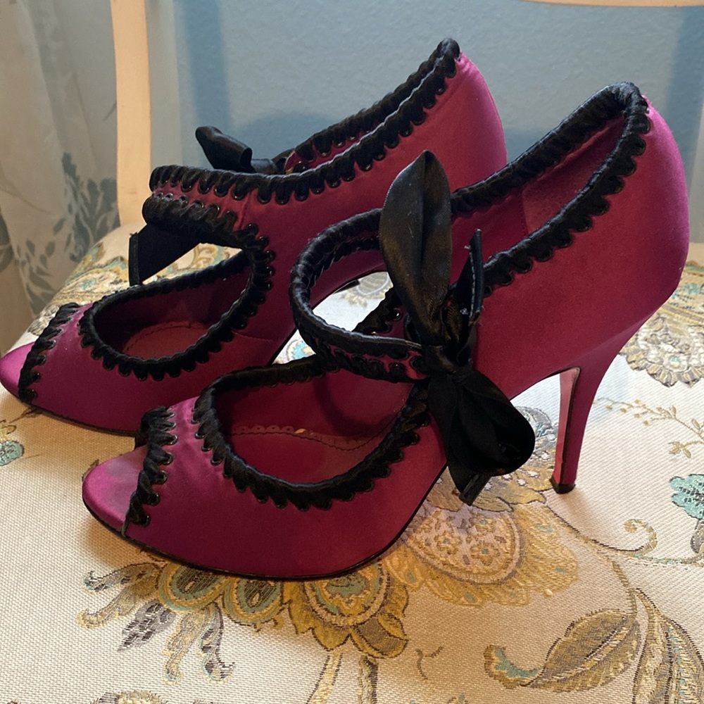Betsy Johnson Satin Heels